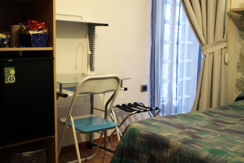 B&B Napoli Plebiscito ห้อง รูปภาพ