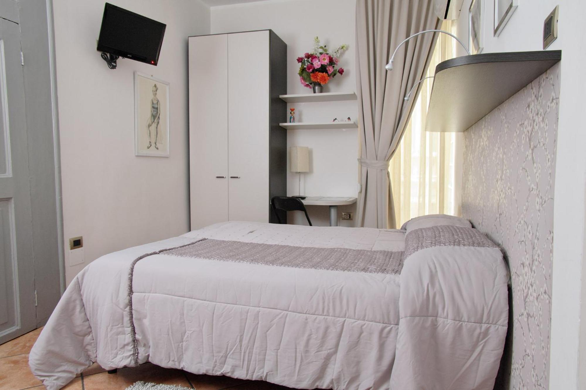 B&B Napoli Plebiscito ภายนอก รูปภาพ