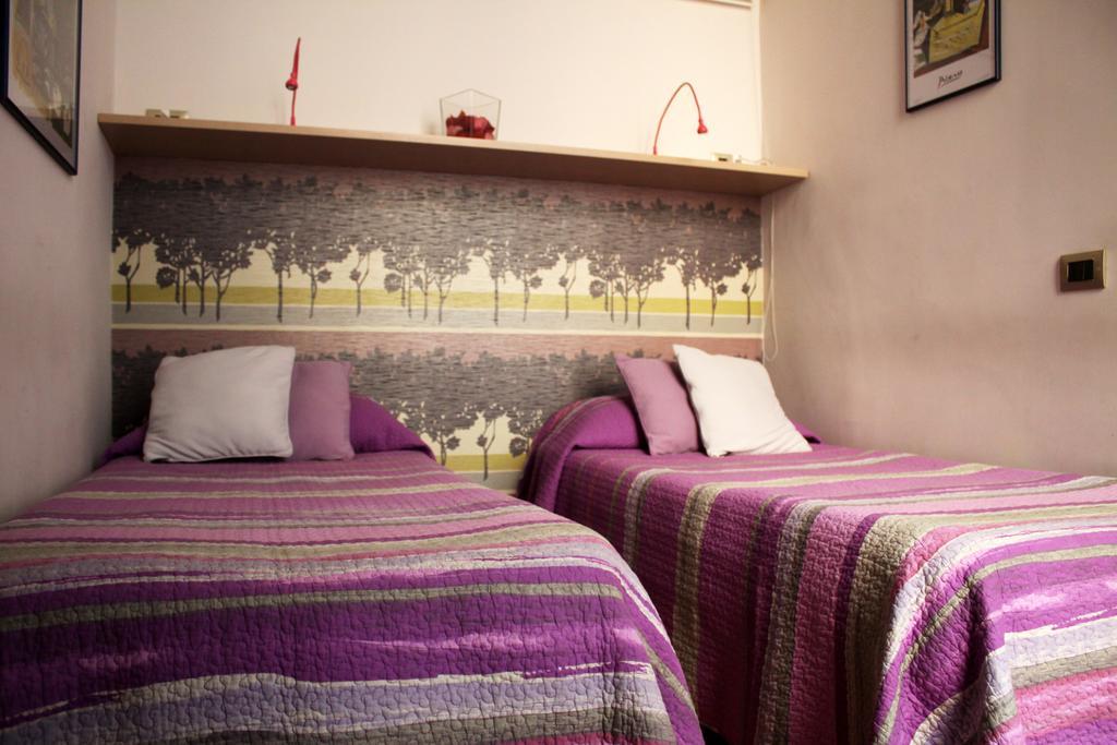 B&B Napoli Plebiscito ห้อง รูปภาพ